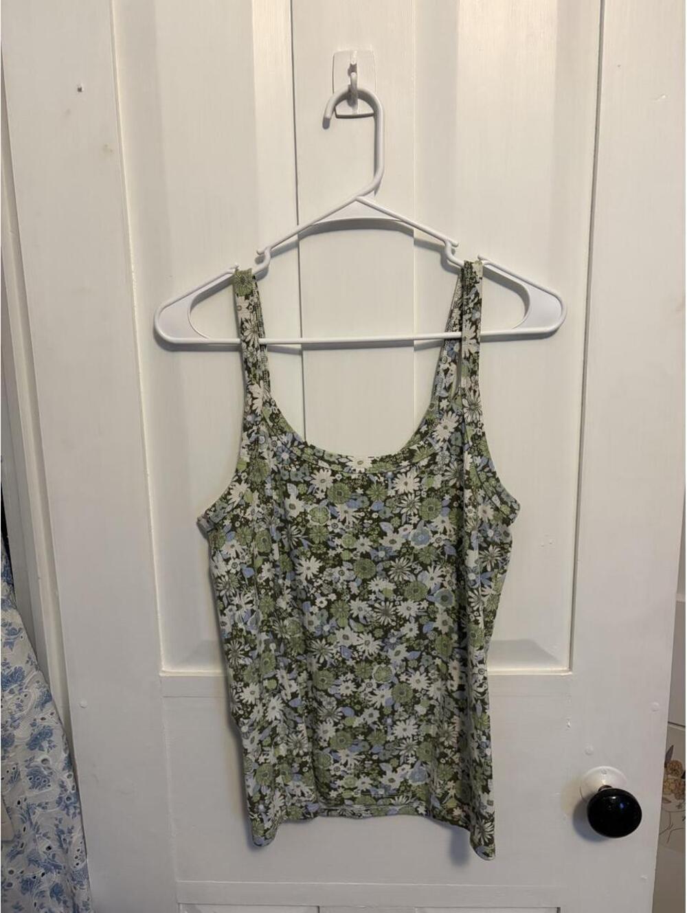 Aerie Women's Green and Multi Vests-tanks-cami